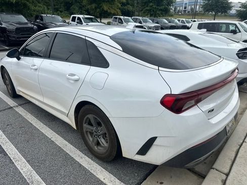 Used 2022 Kia K5 LX FWD image 2