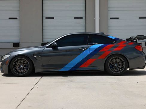 Used 2015 BMW M4 Coupe RWD image 2