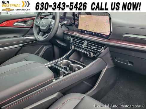 New 2026 Chevrolet Traverse Z71 w/ Driver Confidence Package image 20