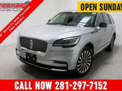 Used 2024 Lincoln Aviator 2WD w/ Premium Package image 1