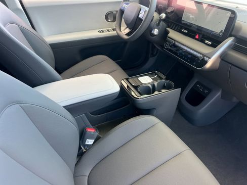 New 2026 Hyundai Ioniq 5 SEL RWD image 14