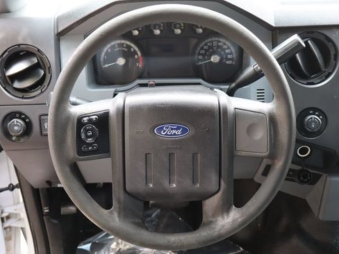 Used 2011 Ford F250 XL AWD/4WD image 24