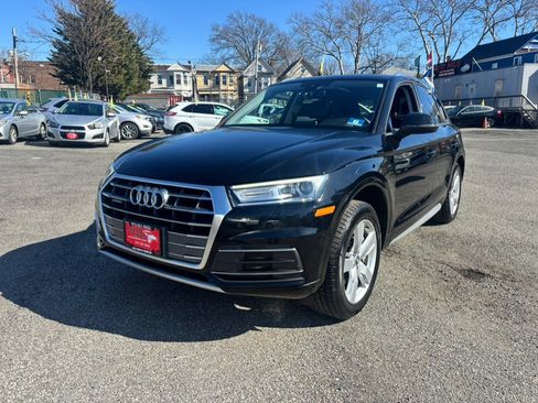Used 2018 Audi Q5 2.0T Premium AWD/4WD image 2