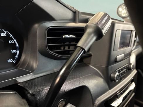 Used 2024 Ford Explorer 4WD Police Interceptor image 19