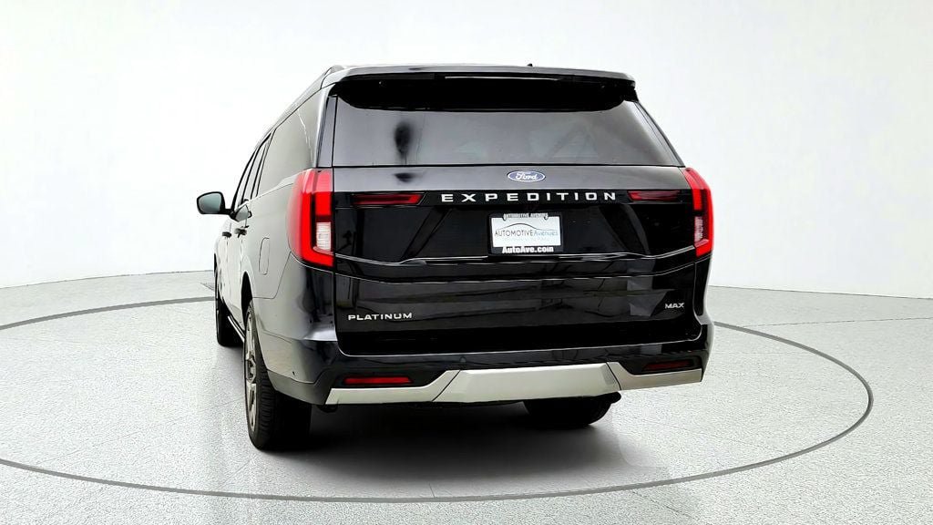Used 2025 Ford Expedition Max Platinum w/ Platinum Ultimate Package AWD/4WD image 6
