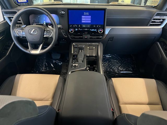 Used 2025 Lexus GX 550 AWD/4WD image 35
