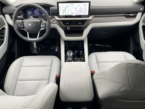 New 2026 Ford Explorer Platinum w/ LUX Leather Package image 12