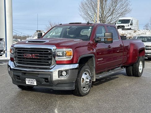 Used 2018 GMC Sierra 3500 SLE w/ SLE Preferred Package image 1