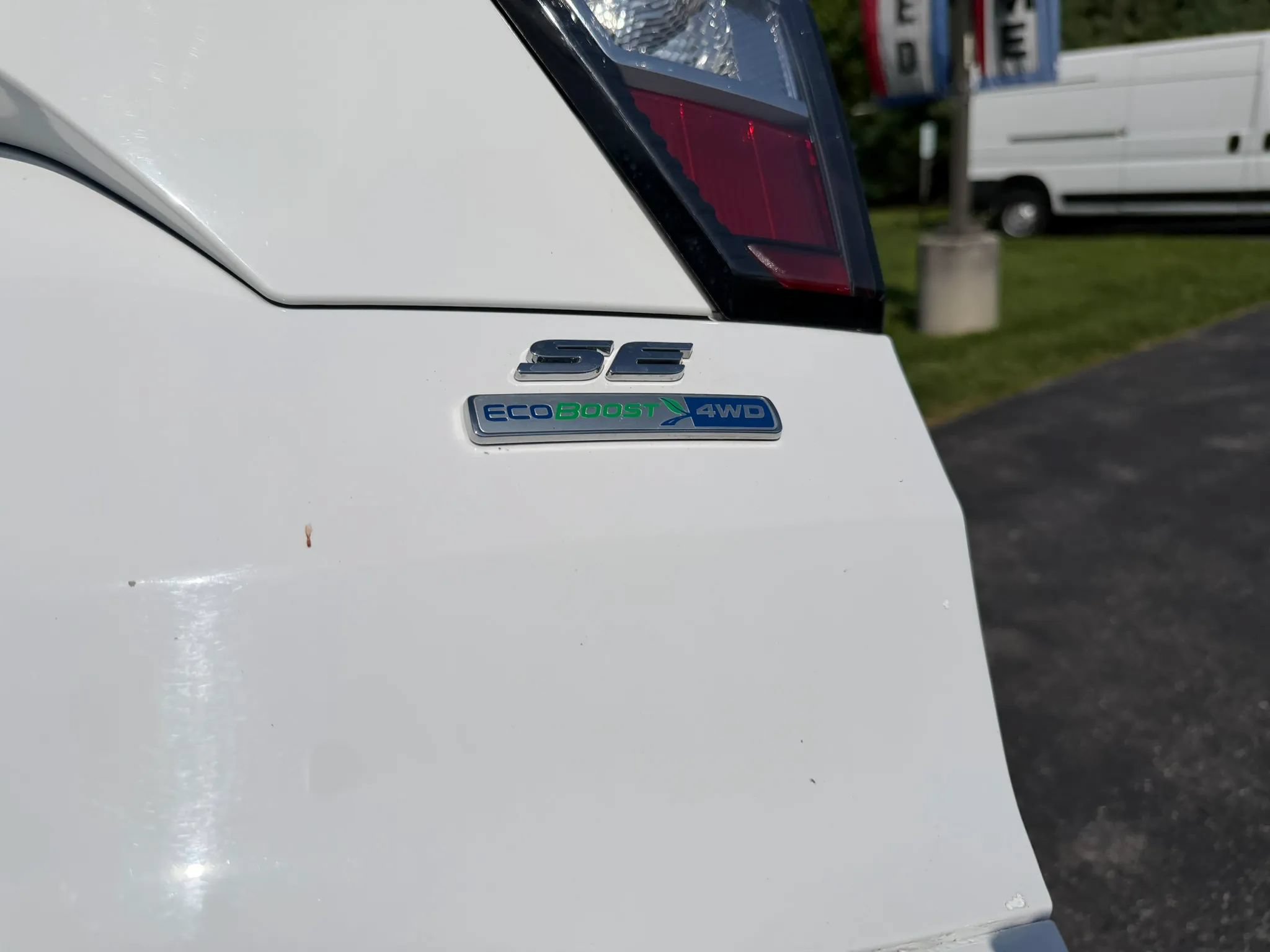 Used 2018 Ford Escape SE AWD/4WD image 39