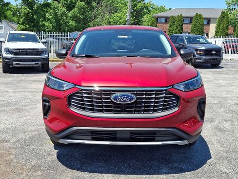 Used 2026 Ford Escape Active w/ Cold Weather Package AWD/4WD image 2