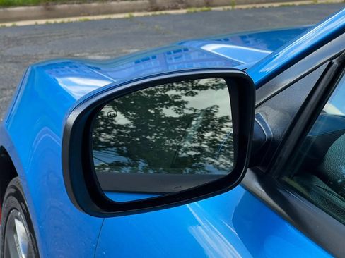 Used 2015 Dodge Charger SXT RWD image 12