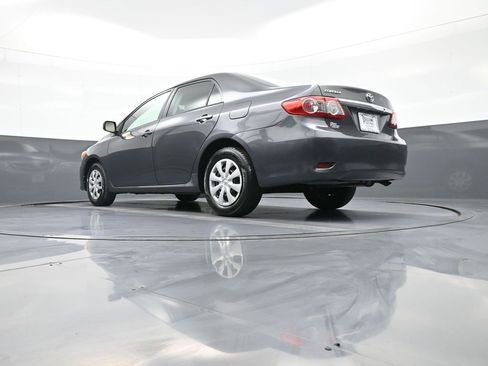 Used 2012 Toyota Corolla LE image 31