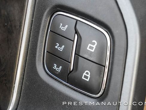 Used 2025 Ford F250 Lariat w/ Chrome Package image 26