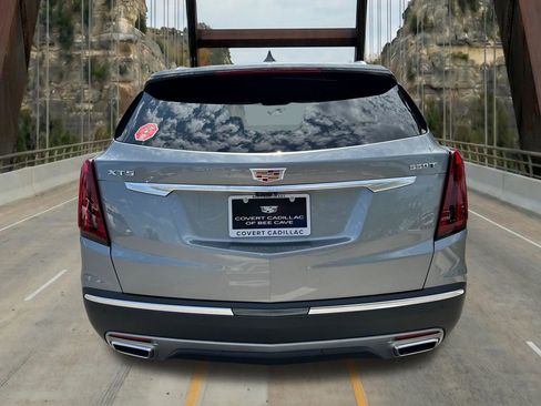 New 2026 Cadillac XT5 Premium Luxury w/ Driver Assist Package FWD image 9