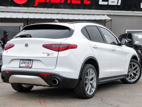 Used 2018 Alfa Romeo Stelvio Ti Sport image 11