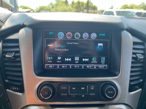 Used 2017 GMC Yukon XL Denali w/ Open Road Package RWD image 13