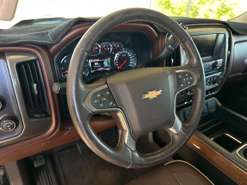 Used 2017 Chevrolet Silverado 1500 High Country image 12