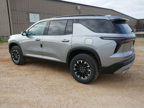New 2026 Chevrolet Traverse Z71 w/ Enhanced Driving Package AWD/4WD image 7