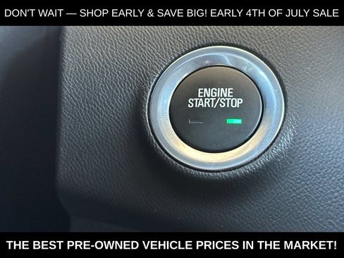 Used 2024 GMC Terrain SLE FWD image 29