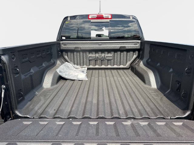 New 2026 GMC Canyon AT4 AWD/4WD image 11