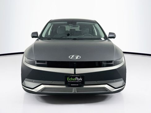 Used 2023 Hyundai Ioniq 5 Limited AWD/4WD image 2