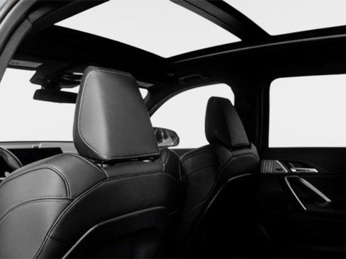 Used 2025 BMW X1 M35i image 34