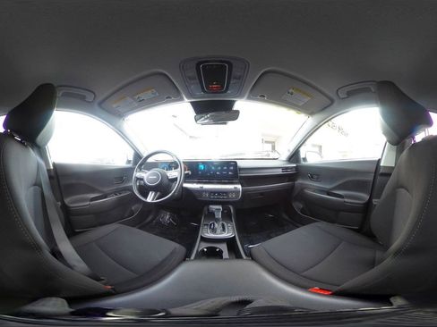 Used 2025 Hyundai Kona SEL image 38