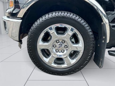 Used 2016 Ford F150 XLT w/ Equipment Group 302A Luxury AWD/4WD image 9