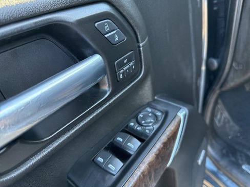 Used 2020 GMC Sierra 2500 Denali w/ Denali Ultimate Package image 15