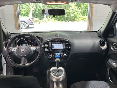 Used 2016 Nissan Juke SV w/ Technology Package AWD/4WD image 6