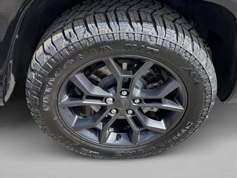 Used 2024 Jeep Grand Cherokee Limited 4xe image 9