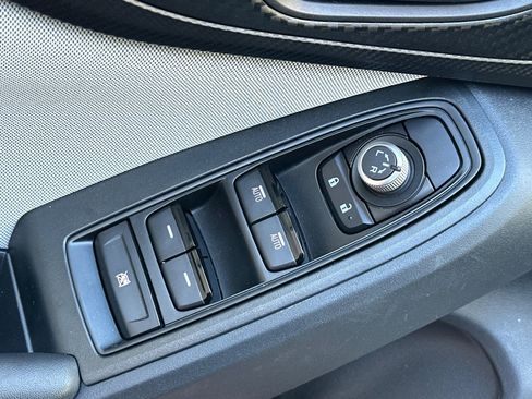 Used 2022 Subaru Crosstrek 2.0i Premium w/ Popular Package #4 image 15