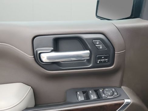 Used 2020 GMC Sierra 1500 SLT image 27