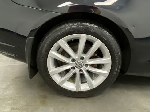 Used 2016 Volkswagen Eos Komfort FWD image 20