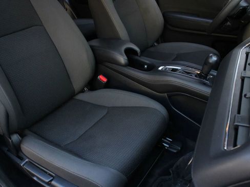 Used 2020 Honda HR-V EX image 30