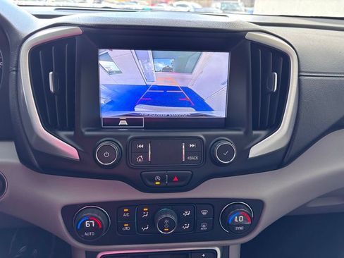 Used 2022 GMC Terrain SLT w/ LPO, Floor Liner Package FWD image 26