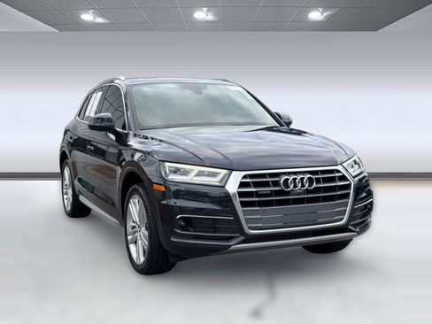Used 2019 Audi Q5 Prestige w/ Prestige Package AWD/4WD image 7