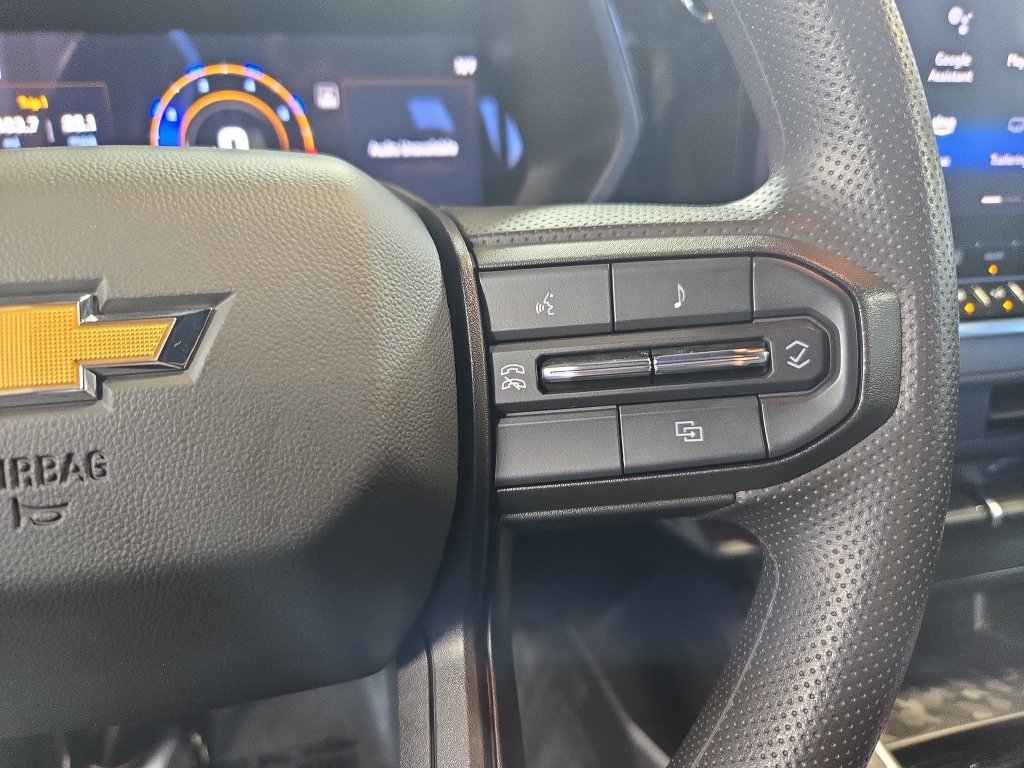 Used 2024 Chevrolet Colorado W/T AWD/4WD image 21