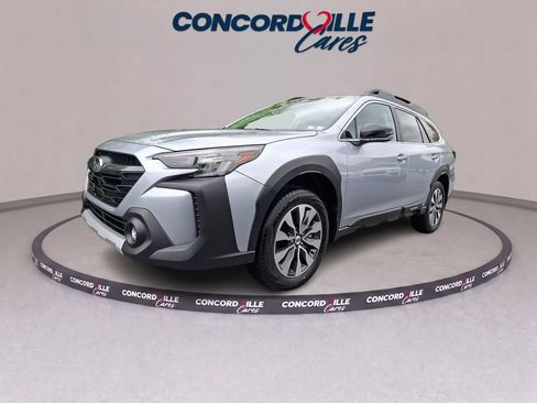 Certified 2025 Subaru Outback Limited AWD/4WD image 4