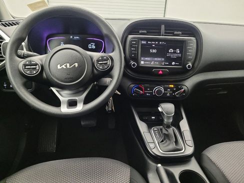 Used 2025 Kia Soul LX w/ LX Technology Package image 22