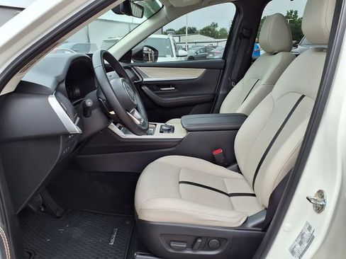 Used 2025 MAZDA CX-70 3.3 Turbo w/ Premium Package AWD/4WD image 17