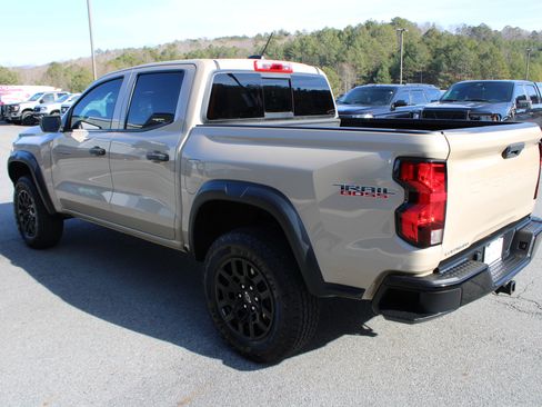 Used 2023 Chevrolet Colorado Trail Boss w/ Advanced Trailering Package image 5