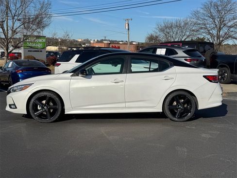 Used 2021 Nissan Sentra SR w/ Electronics Package image 6