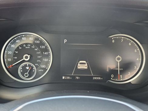 Used 2025 Genesis G70 2.5T RWD image 16