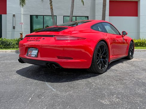 Used 2015 Porsche 911 Carrera GTS RWD image 19
