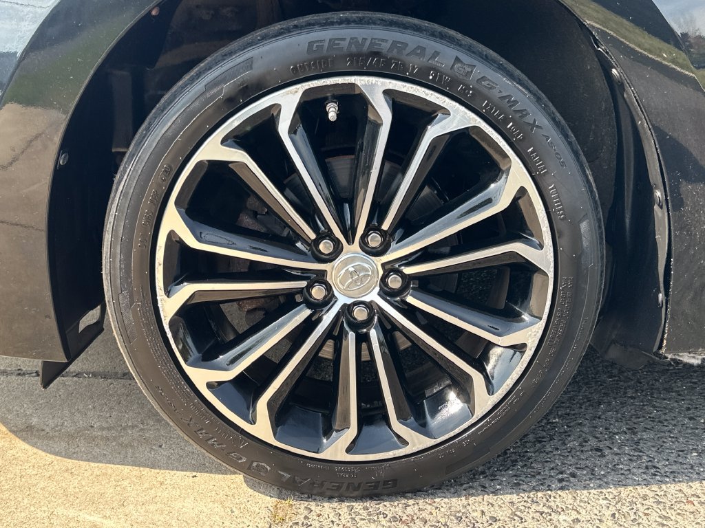 Used 2016 Toyota Corolla S FWD image 9