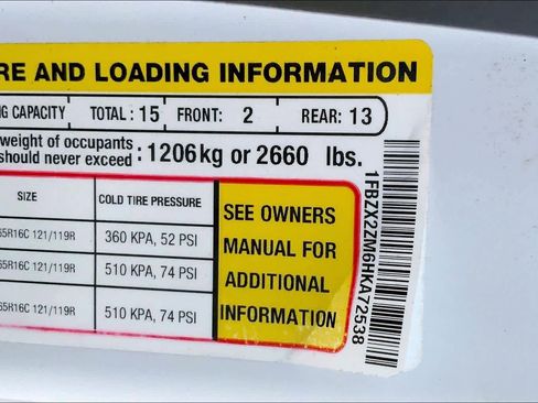 Used 2017 Ford Transit 350 XLT image 29