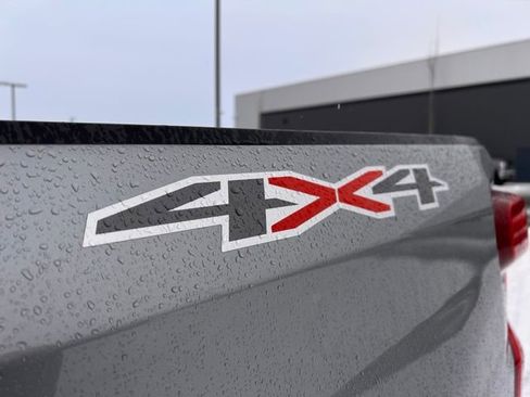 Used 2025 Chevrolet Silverado 1500 Custom image 11