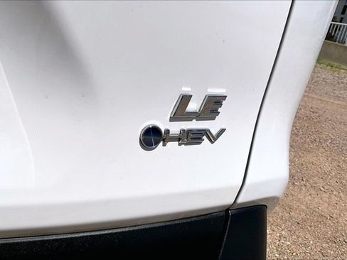 Used 2025 Toyota RAV4 LE AWD/4WD image 24
