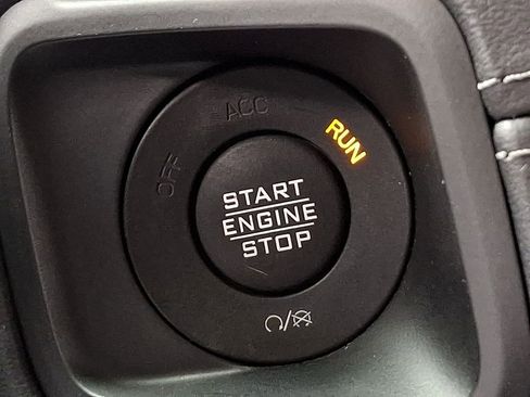 Used 2024 Jeep Wrangler Unlimited Sahara AWD/4WD image 22